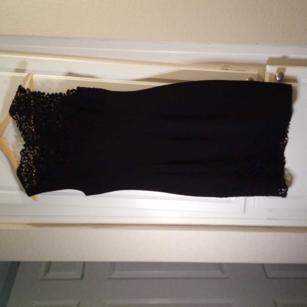 Elie Tahari Black Shift Sleeveless Dress with Lace Size 4 - Picture 10 of 11